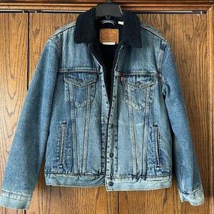 Levis Sherpa lined Trucker Jacket (premium line)